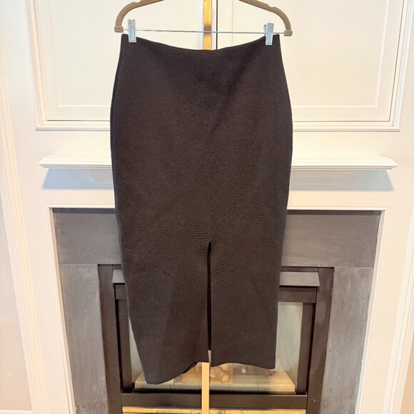 π€ Express Knit Pencil Skirt | Size Medium - Picture 4 of 7